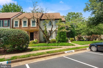 /international/us/11951-sentinel-point-court-reston-va-110108854727/