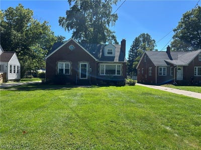 /international/us/170-charlotte-street-painesville-oh-110110234967/