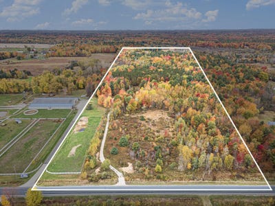 /international/us/6325-maple-island-road-nunica-mi-110103304986/