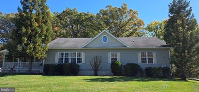 /international/us/1564-perry-road-winchester-va-110120723756/