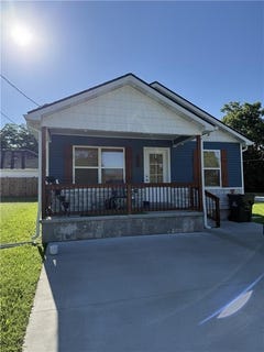 /international/us/600-n-spring-street-nevada-mo-110108666672/