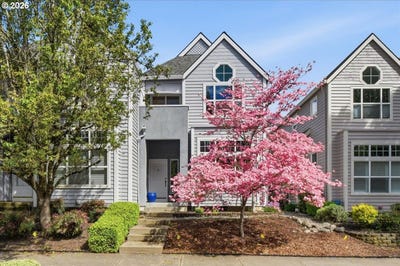 /international/us/425-ne-roth-st-portland-or-110107545725/
