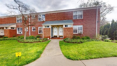 /international/us/33-edwards-roslyn-heights-ny-110107406725/