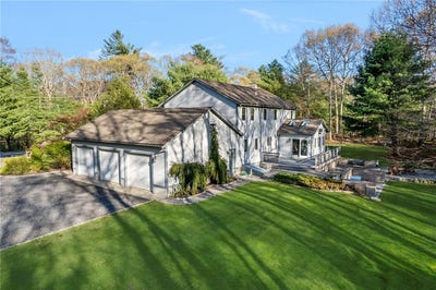 /international/us/10-oak-hill-road-scituate-ri-110107777632/