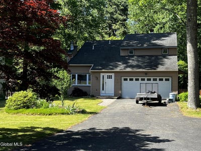 /international/us/3287-e-old-state-road-schenectady-ny-110108755166/