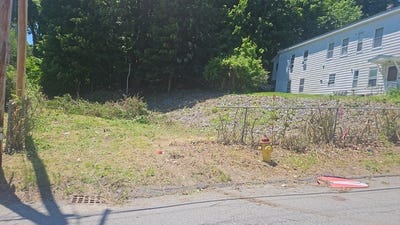 /international/us/grand-st-fitchburg-ma-110106355293/