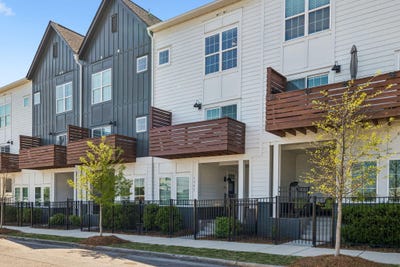 /international/us/1963-read-avenue-chattanooga-tn-110108684909/