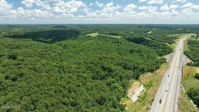 /international/us/71-9-acres-sugar-valley-circle-pineville-mo-110096591282/?lang=en