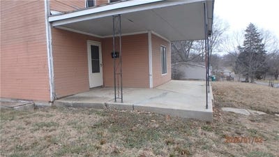 /international/us/344-w-10th-street-horton-ks-110105216904/