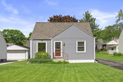 /international/us/1115-georges-ave-brookfield-wi-110099813697/
