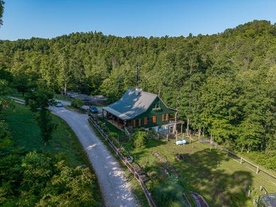 /international/us/659-840-queensland-lane-louisa-ky-louisa-ky-110100657587/