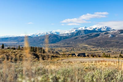 /international/us/5630-e-highland-view-ct-eden-ut-110106345686/