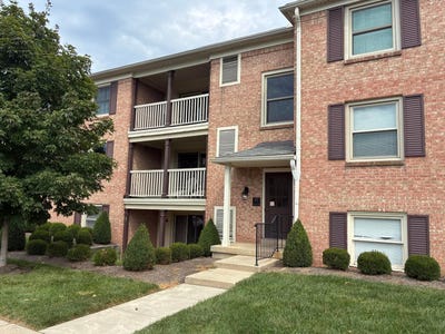 /international/us/892-chatham-lane-columbus-oh-110119748938/