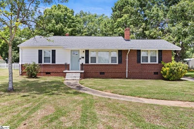 /international/us/711-n-adair-street-clinton-sc-110108885538/