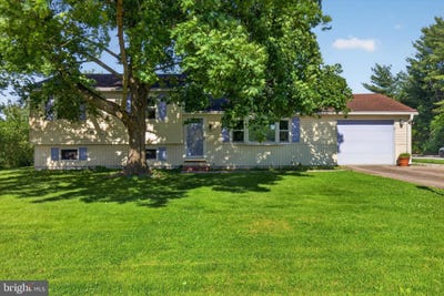 /international/us/175-monroe-valley-drive-jonestown-pa-110108417340/