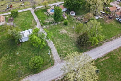 /international/us/806-lincoln-ave-pacific-junction-ia-110102060924/