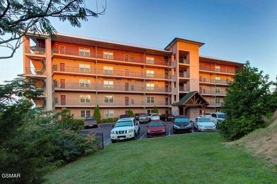/international/us/410-big-bear-way-pigeon-forge-tn-110107605521/