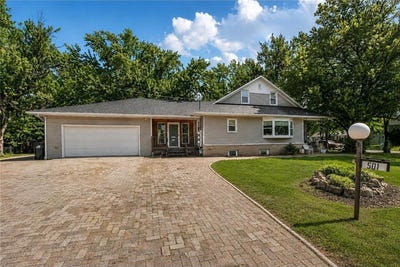 /international/us/501-w-3rd-street-monticello-mn-110108636404/