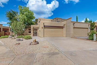 /international/us/1066-mormon-drive-las-cruces-nm-110100694250/