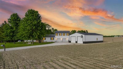 /international/us/367-nw-175-avenue-carrollton-il-110108010974/