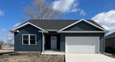 /international/us/303-se-2nd-street-ogden-ia-110106536738/