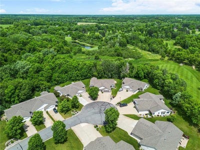 /international/us/1382-4th-avenue-nw-milaca-mn-110108550037/