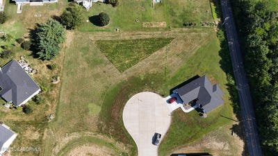 /international/us/quail-hollow-drive-lot-23-california-mo-110101811290/