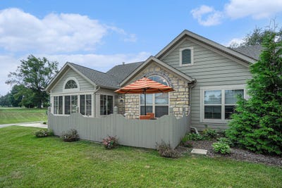 /international/us/2623-bluestone-circle-kalamazoo-mi-110101062594/