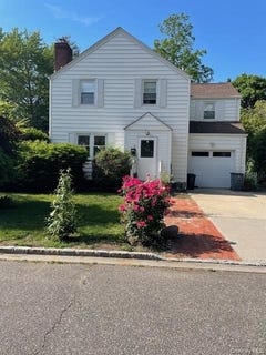 /international/us/7-appletree-lane-great-neck-ny-110108385990/
