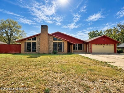 /international/us/918-linbar-street-indianola-ms-110110357490/