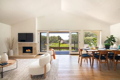 /international/us/2452-azure-coast-dr-la-jolla-ca-110103436052/