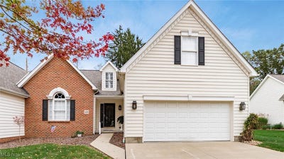 /international/us/3490-regans-way-zanesville-oh-110103129086/