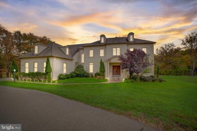 /international/us/11561-stuart-mill-road-oakton-va-110107163502/