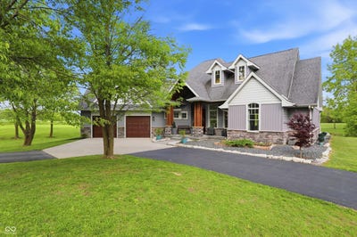 /international/us/2035-s-550-east-franklin-in-110107754314/