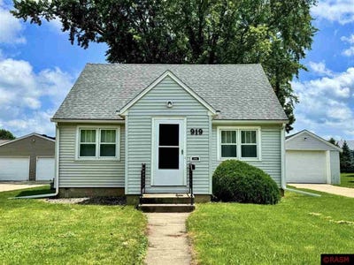 /international/us/919-3rd-st-sw-waseca-mn-110101145425/