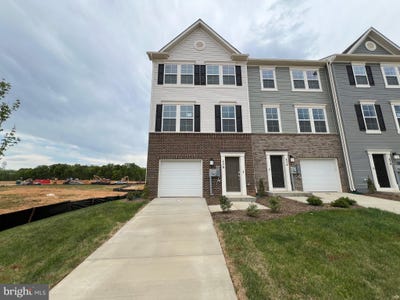 /international/us/478-seeback-drive-charles-town-wv-110108392947/