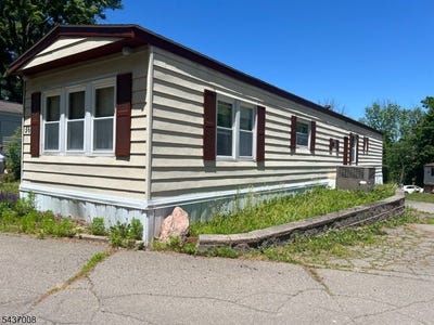 /international/us/56-back-st-oxford-twp-nj-110108542899/