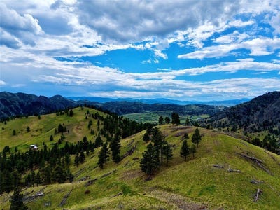 /international/us/120-big-pine-lane-cascade-mt-110108176161/