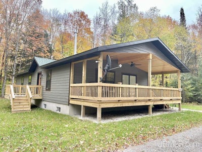 /international/us/16414-usfs-2235-road-wetmore-mi-110087732539/