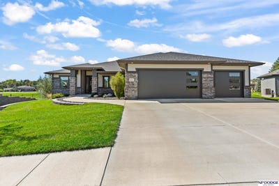 /international/us/843-arbor-drive-blair-ne-110120423931/