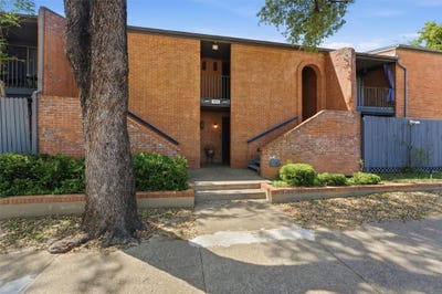 /international/us/558-e-avenue-j-grand-prairie-tx-110106782463/
