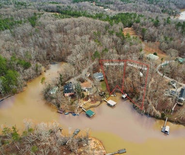 /international/us/001-blue-heron-cove-abbeville-sc-110097633887/