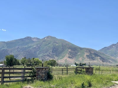 /international/us/2623-n-canyon-road-lamoille-nv-110088262417/
