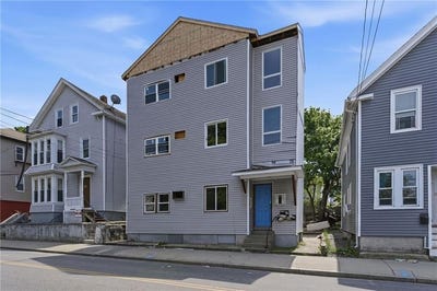 /international/us/884-douglas-avenue-providence-ri-110108123700/