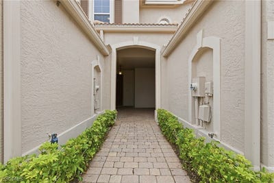 /international/us/4074-cherrybrook-loop-fort-myers-fl-110106534061/