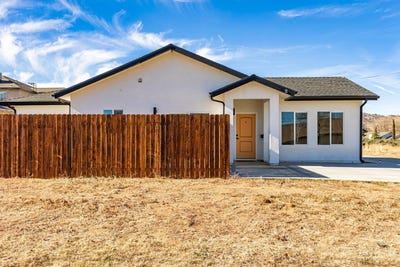 /international/us/21261-golden-hills-blvd-tehachapi-ca-110120105535/