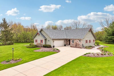 /international/us/n43w33183-glen-parc-cir-nashotah-wi-110107695338/