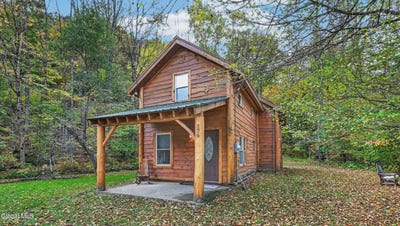/international/us/176-hernandez-road-wells-ny-110120154339/