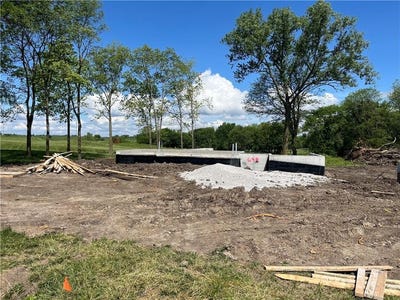 /international/us/698-salem-road-lawson-mo-110099920197/