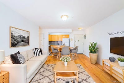 /international/us/3506-leavitt-street-flushing-ny-110105333588/